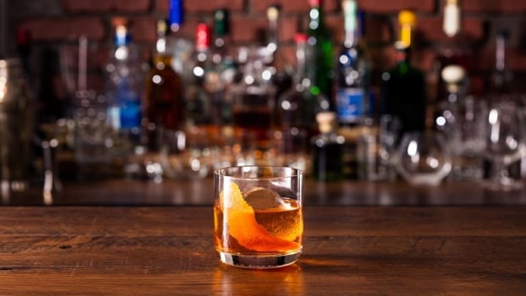 Bourbon Old Fashioned cocktail, ricetta originale del cocktail americano