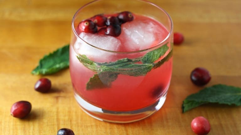 Ricetta cocktail: come preparare il mojito al cranberry