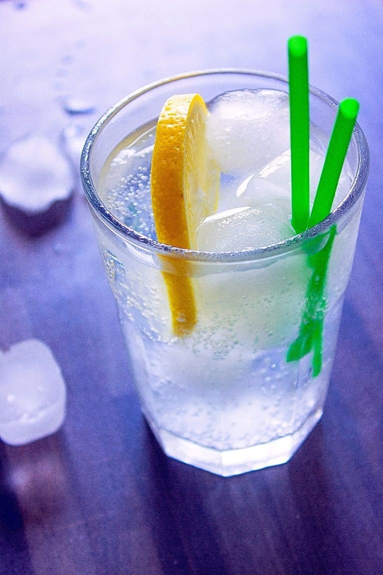 Gin and Tonic cocktail recipe