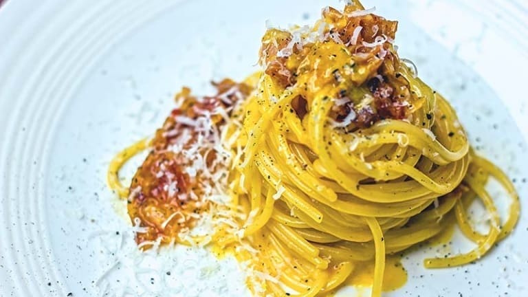 Easy Spaghetti Carbonara Recipe