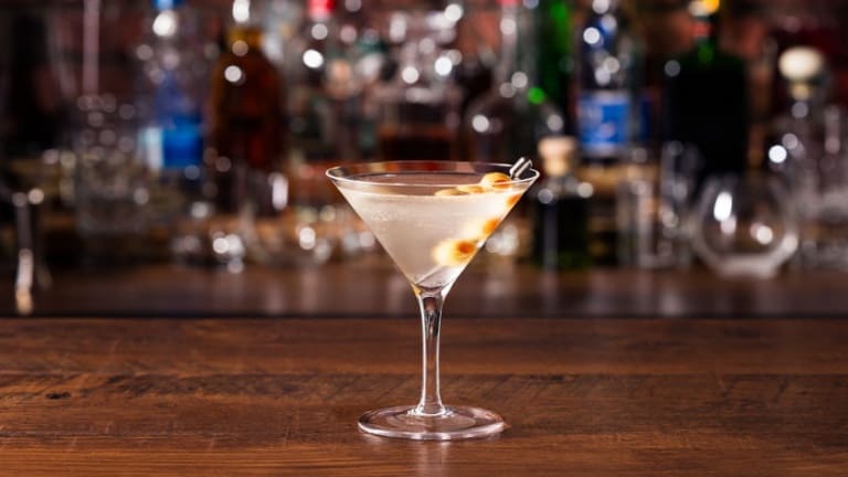 Vodka Martini cocktail recipe: how to make the perfect vodka drink