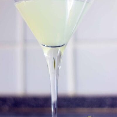 Gimlet cocktail: la ricetta originale a base di gin e lime cordial di un drink leggendario