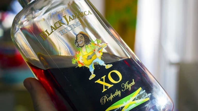 Black Jamaica rum XO bottle, dark Jamaican rum tasting 
