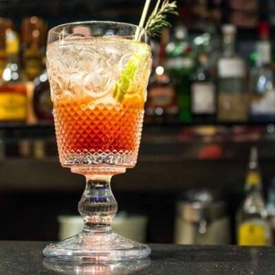 Morpheus cocktail ricetta, cocktail con Tequila acqua tonica rosmarino lime