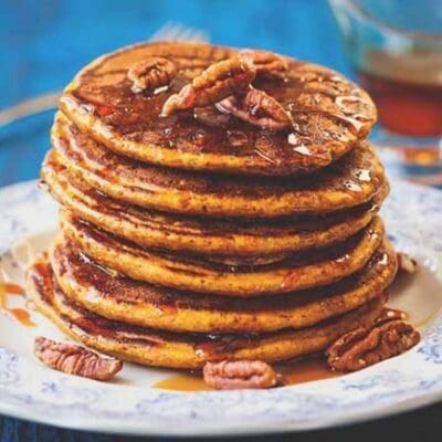 Vegan pumpkin and cinnamon pancakes, egg and milk free dessert recipes quick and easy