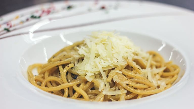 Spaghetti cacio e pepe, quale vino abbinare, Chardonnay burroso dell'Alto Adige