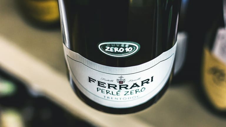 Ferrari Perlé Zero 10 recensione commento prezzo, spumante Trento DOC