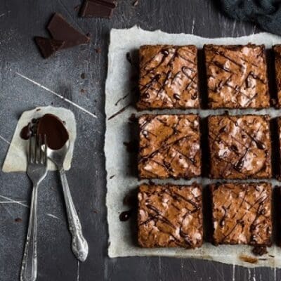Gluten-free brownies with chestnut flour and melted chocolate: the perfect recipe