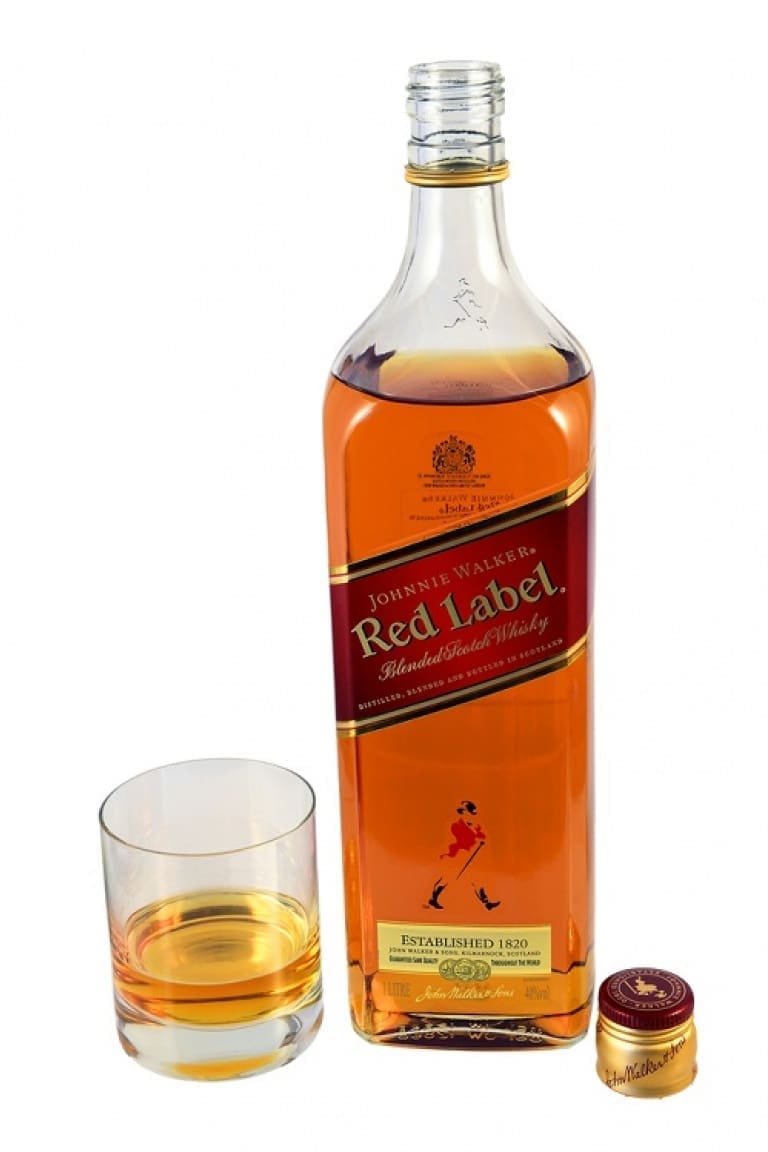 Johnnie Walker etichetta rossa recensione whisky, scheda tecnica e prezzo