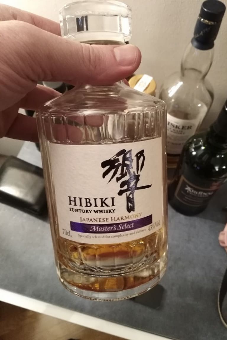 whisky blended Hibiki Japanese Harmony master's select recensione scheda tecnica