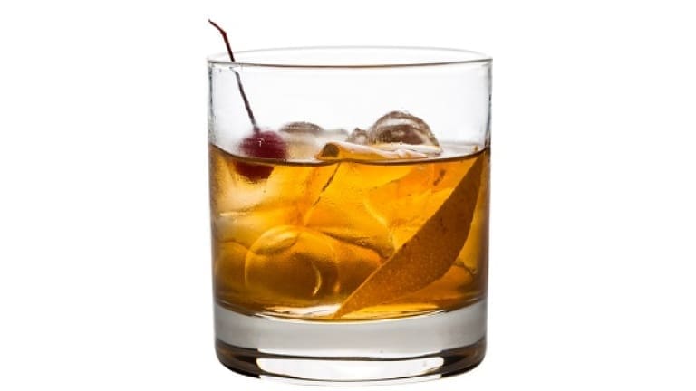 Maker's Mark Kentucky Straight Bourbon Whisky cocktail Old Fashioned ricetta