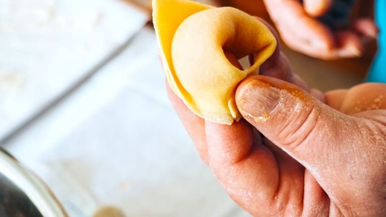 Cappellacci di zucca alla ferrarese pasta ripiena di zucca, pasta fresca ricetta