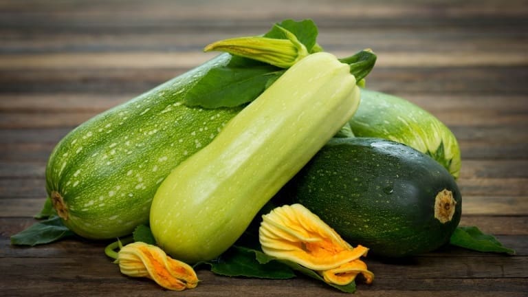 Zucchine, ricette con le zucchine, polpette greche con Feta zucchine e menta