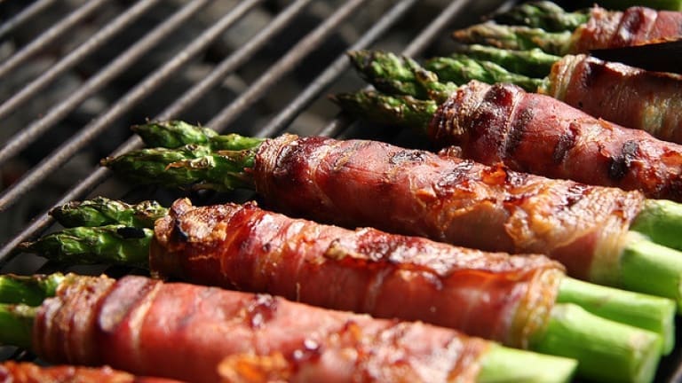 Sauvignon Blanc food pairings, asparagus rolls and grilled ham