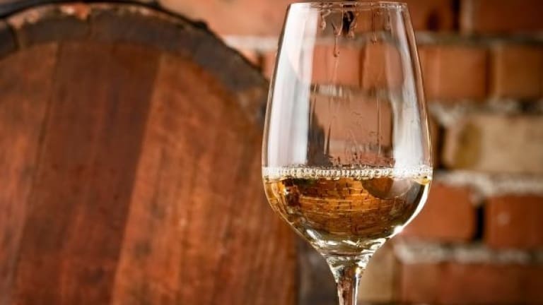 Muscadet wine, grape variety, organoleptic characteristics, Loire wine history