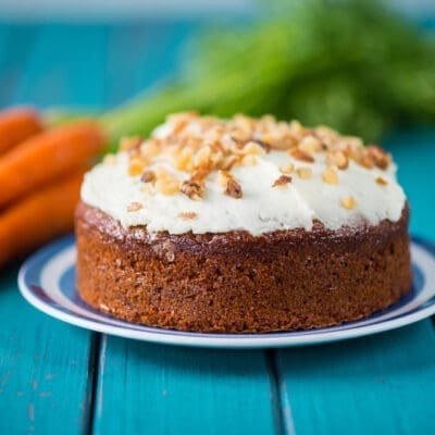 Carrot cake with whiskey and coffee recipe, easy and quick dessert recipes