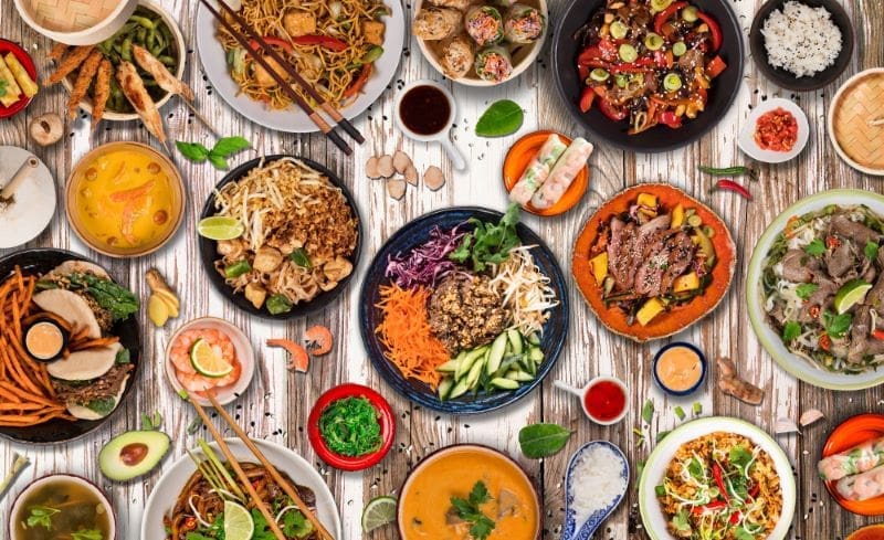 Viaggio gastronomico in Thailandia: le migliori ricette e gli ingredienti per preparare i piatti più tradizionali