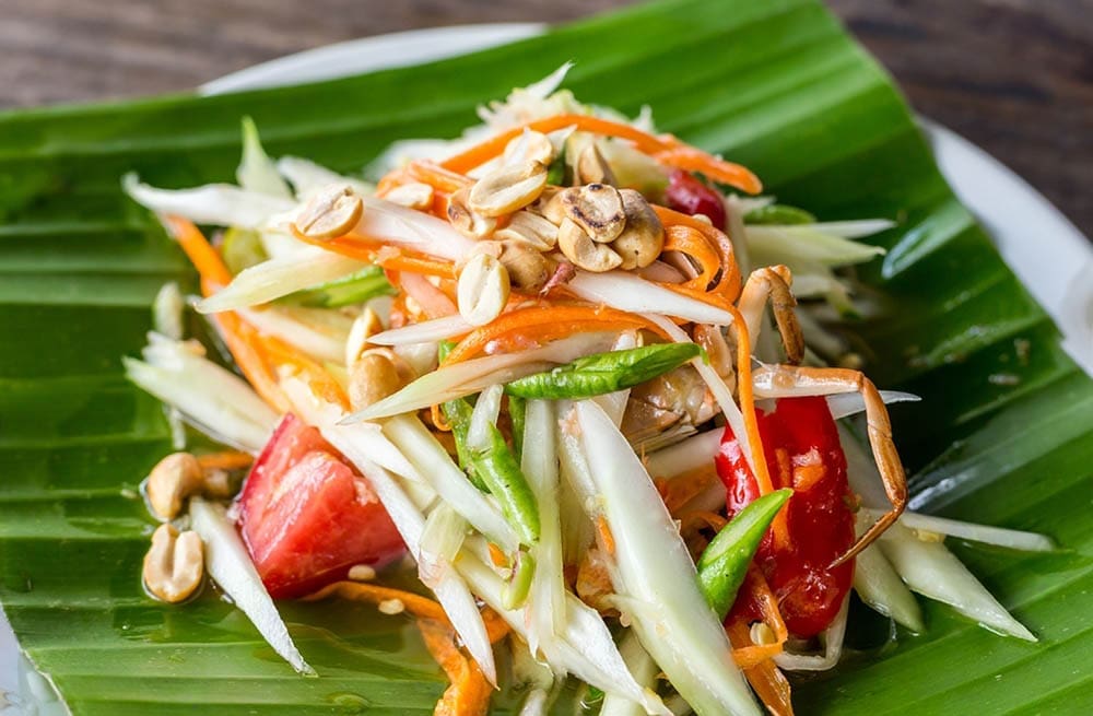 Som Tam: come fare a casa la mitica insalata di papaya verde